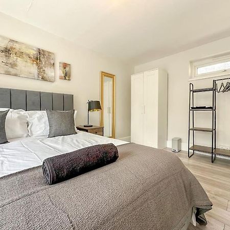New Cosy Luxury 3 Bedroom House In Battersea London Exteriör bild